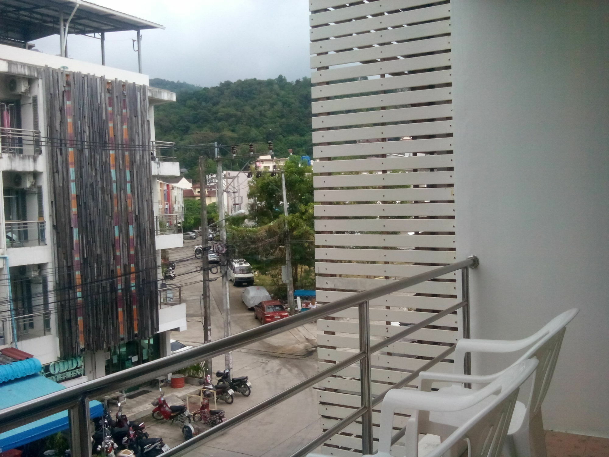 Sunshine Guesthouse Patong Buitenkant foto