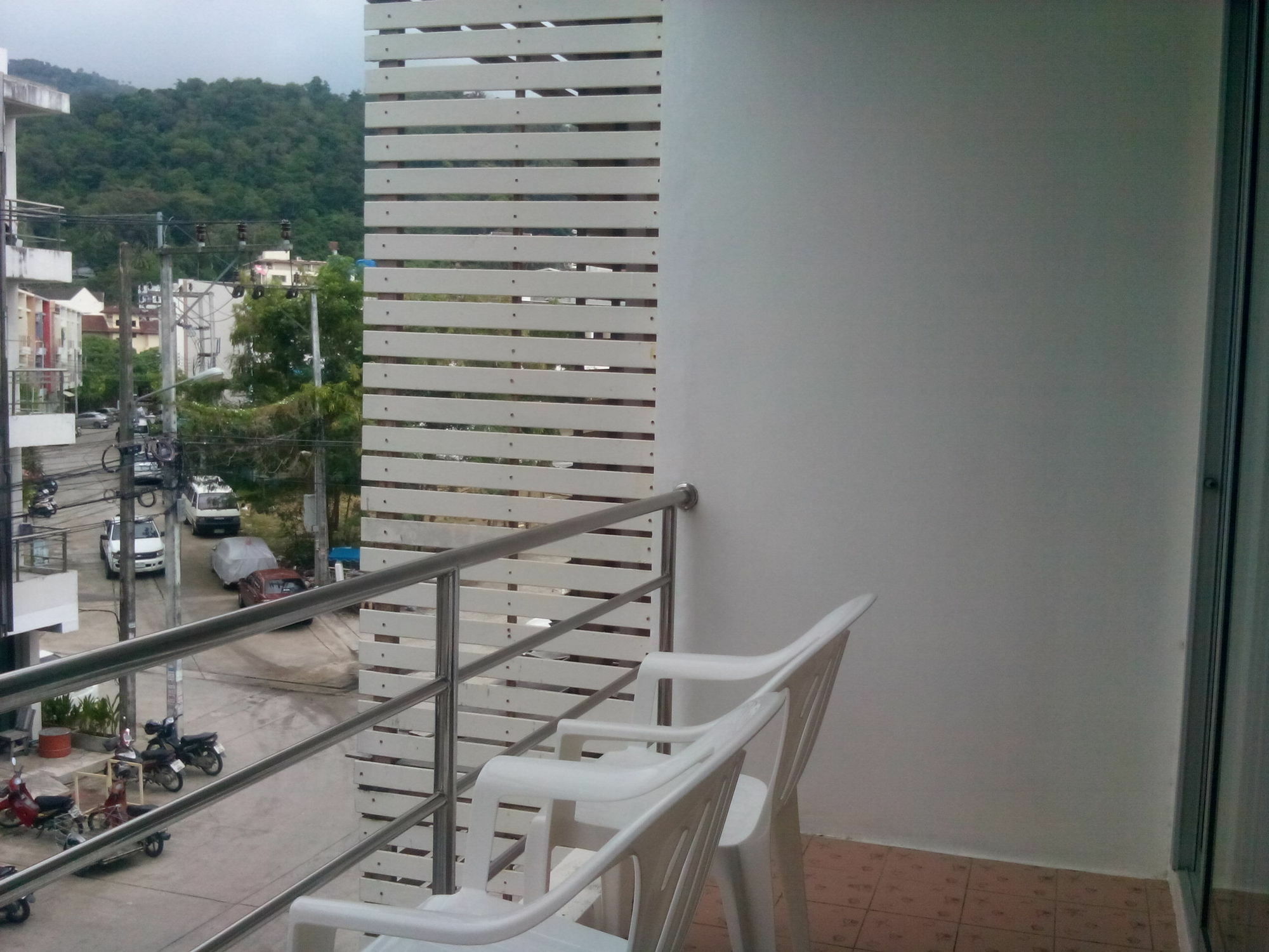Sunshine Guesthouse Patong Buitenkant foto